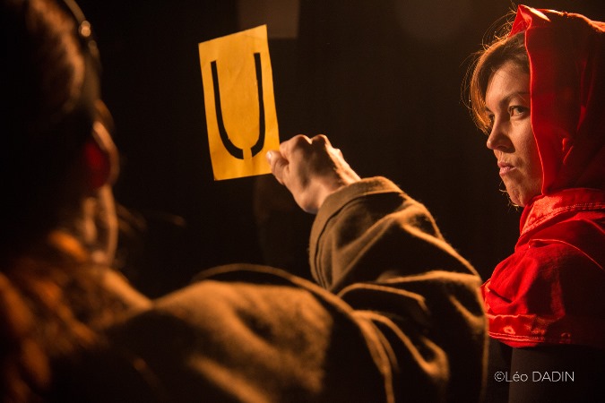 Le Petit Chaperon Uf ?L��o DADIN